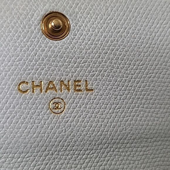💯 Authentic Chanel Short Wallet 🍀 - Picture 8 of 15